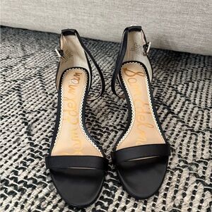 🖤Sam Edelman black leather strappy 3” heels. Kitten heels 🖤